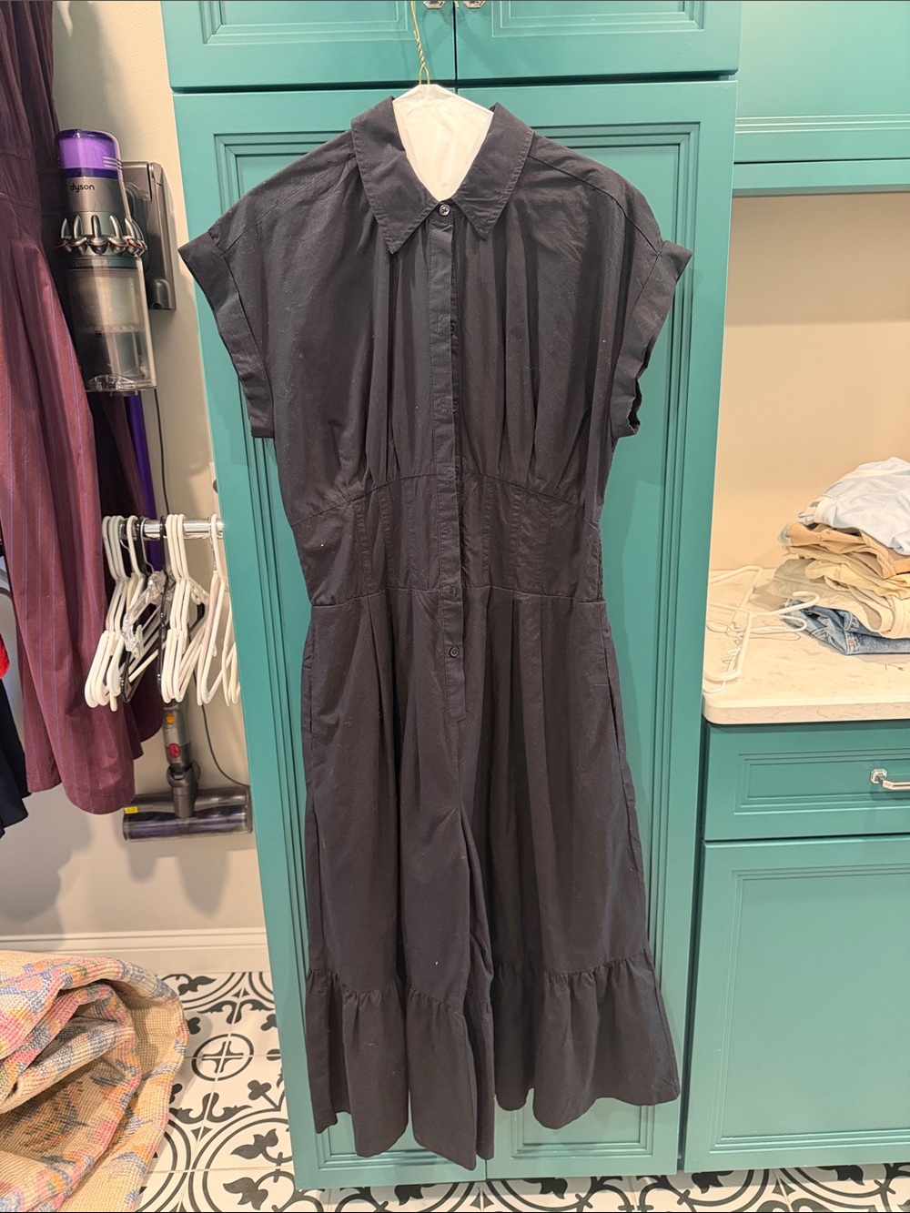 Black Collared Cap-Sleeve Midi Dress - Classic Women's Style